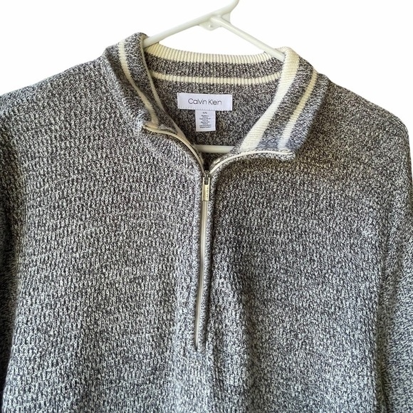 Calvin Klein Men’s 1/4 zip, long sleeve Sweater - Picture 4 of 5